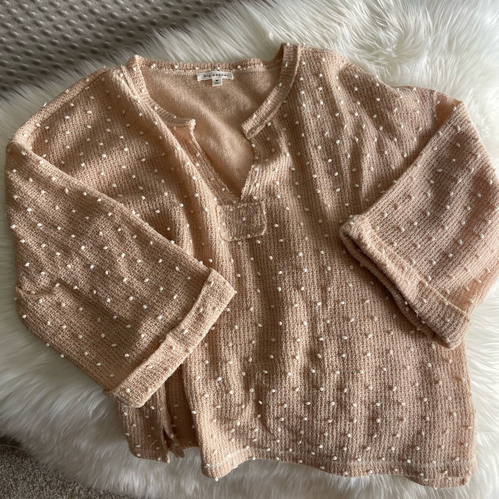 Cozy oversized top with knob fabric - M